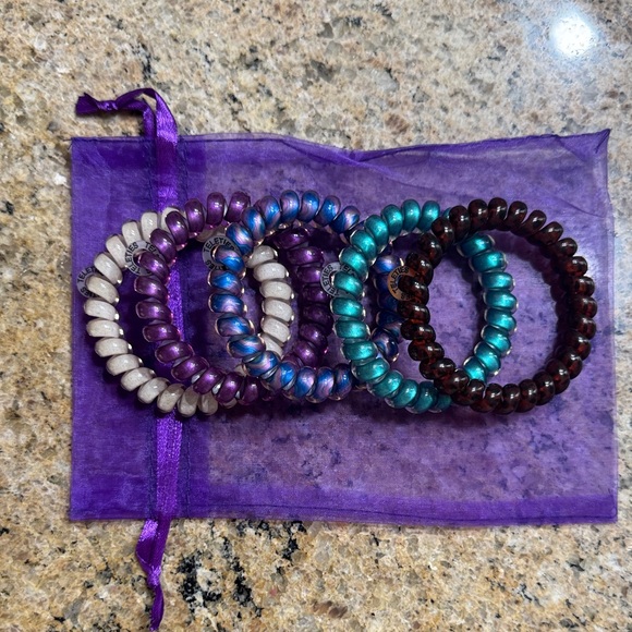 Elegant Multicolor Beaded Bracelet Set - Picture 1 of 1